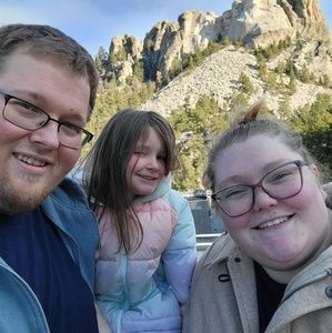 Meet your Posher, Derek